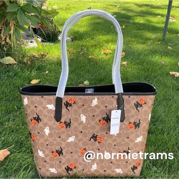 Authentic Coach City Tote In Signature Canvas With Halloween Graphic Bag Purse - Picture 4 of 6